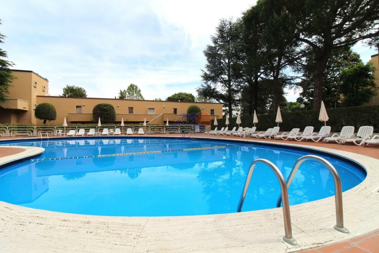 Appartamenti La Madonnina Peschiera del Garda Exterior foto