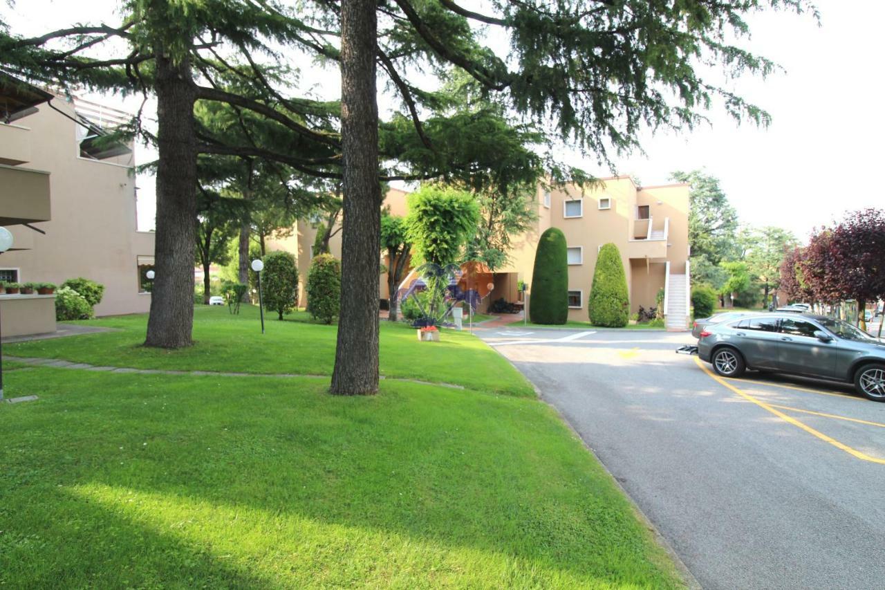 Appartamenti La Madonnina Peschiera del Garda Exterior foto